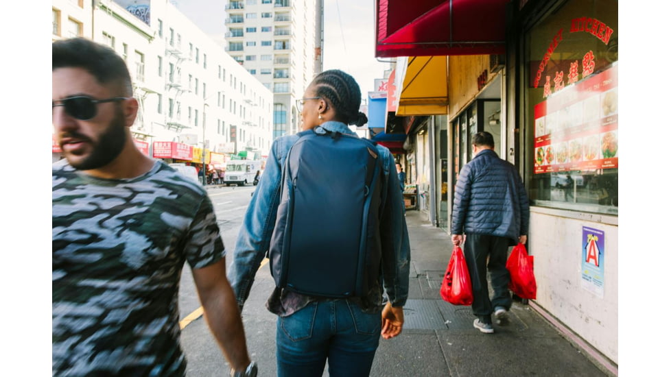 Peak Design Everyday Zip V2 Backpack, 20 Liters, Midnight, BEDBZ-20-MN-3