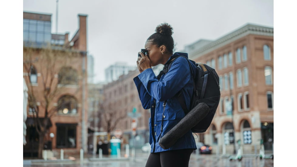 Peak Design Everyday Zip V2 Backpack, 20 Liters, Midnight, BEDBZ-20-MN-3