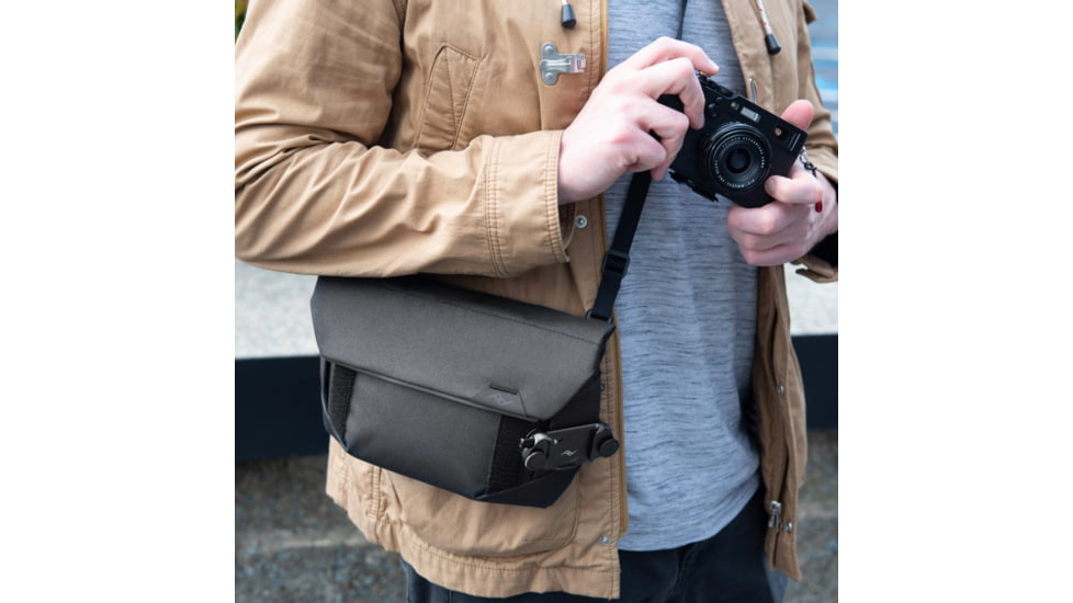 Peak Design Field Pouch V2, Black, BP-BK-3