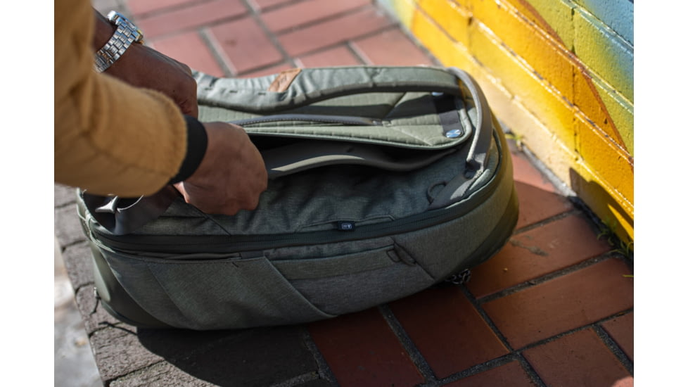 Peak Design Travel Backpack, 30 Liters, Sage, BTR-30-SG-2