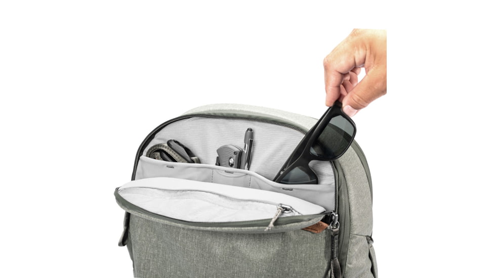 Peak Design Travel Backpack, 30 Liters, Sage, BTR-30-SG-2