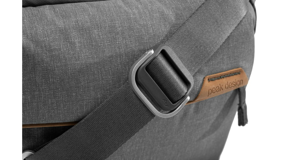 Peak Design V2 Everyday Sling, 6 Liters, Ash, BEDS-6-AS-3