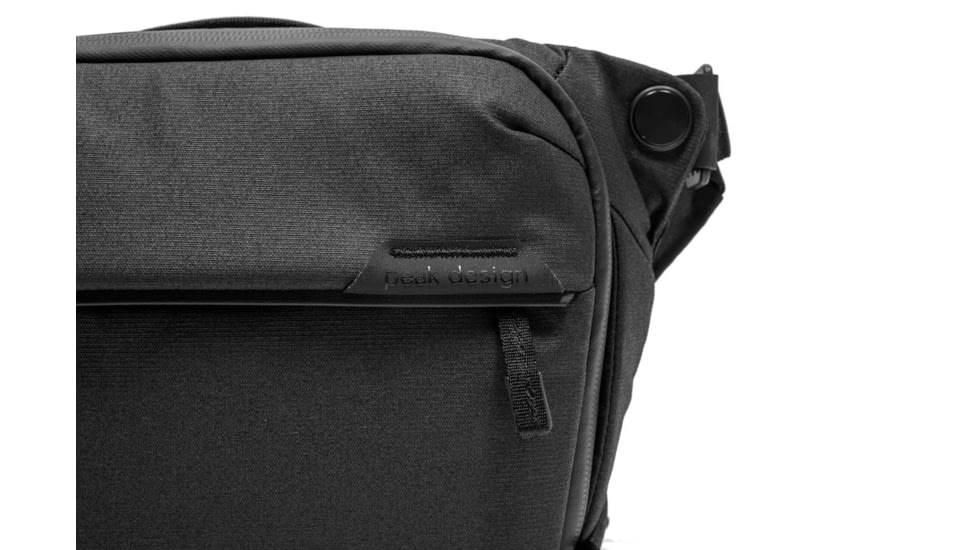 Peak Design V2 6L Everyday Sling, Black, BEDS-6-BK-3