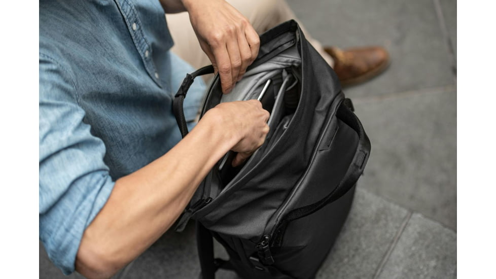 Peak Design V2 Everyday Totepack, 20 Liters, Black, BEDTP-20-BK-3