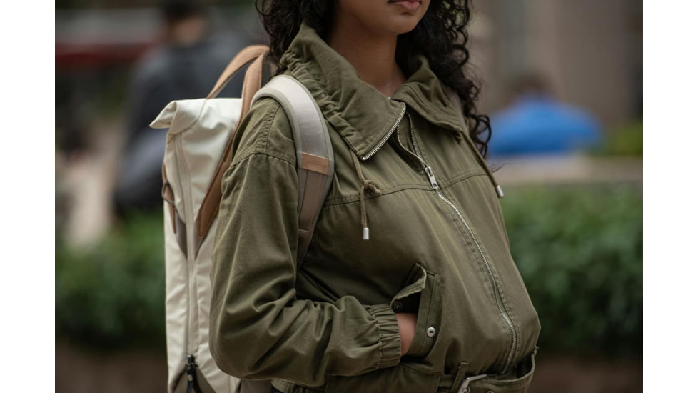 Peak Design V2 Everyday Totepack, 20 Liters, Bone, BEDTP-20-BO-3