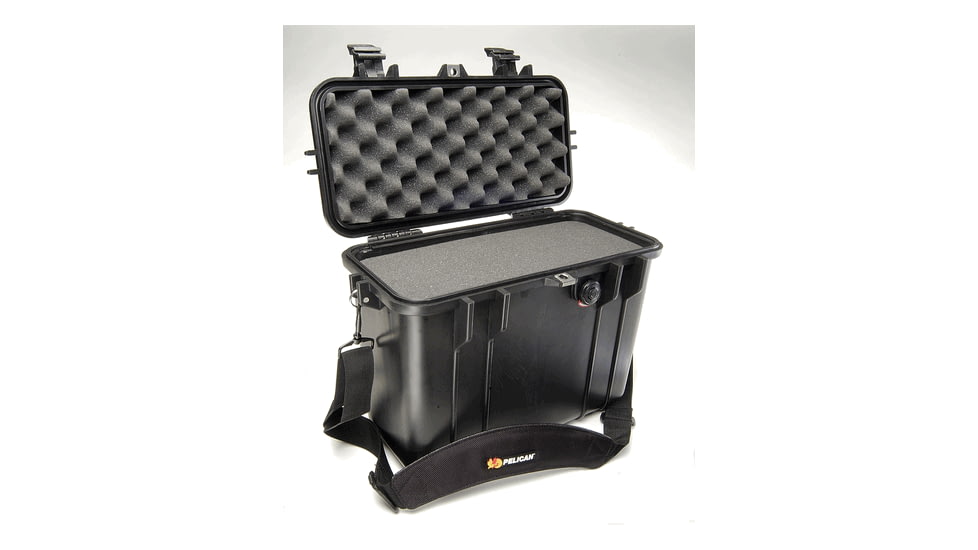 Pelican 1430 Protector Medium Top Loader 17x9.6x13in Case, Silver w/ Foam, 1430-000-180