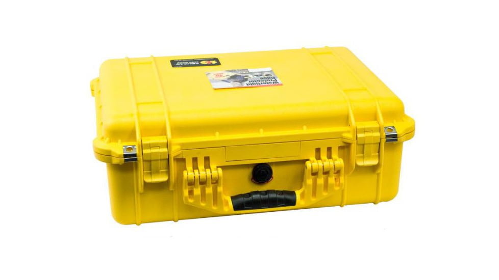 Pelican 1520 Protector 19x15x7in Watertight Carrying Case, Yellow w/Padded Dividers