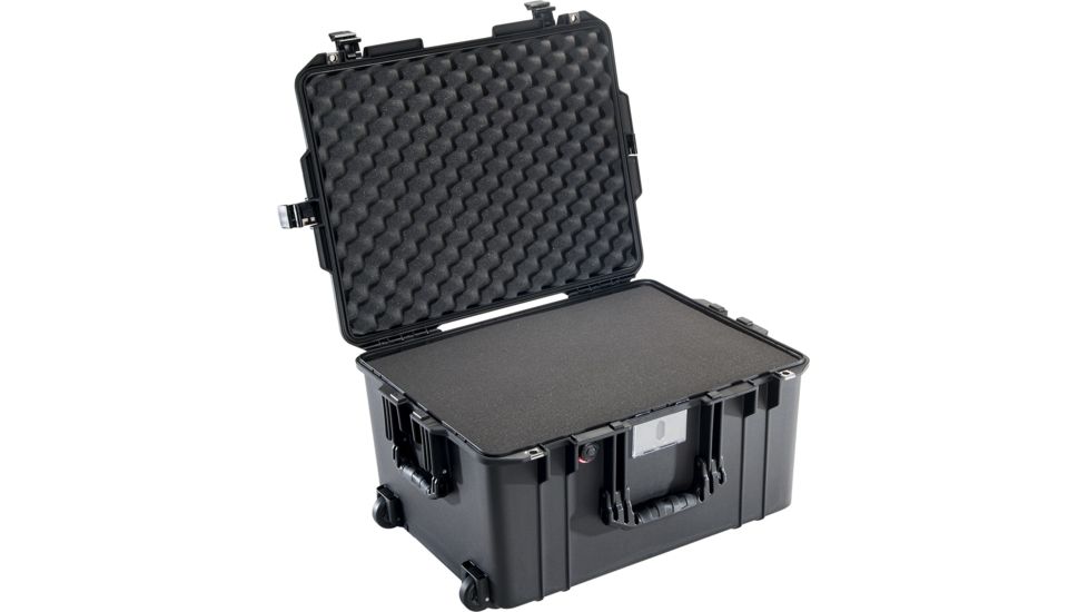 Pelican 1607 Air w/ Foam, Black, 016070-0000-110