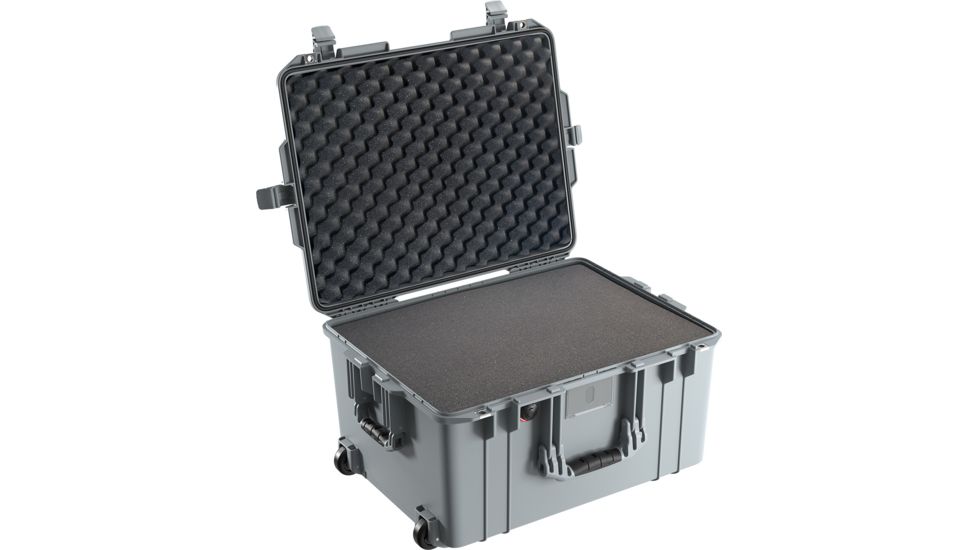 Pelican 1607 Air w/ Foam, Silver, 016070-0000-180