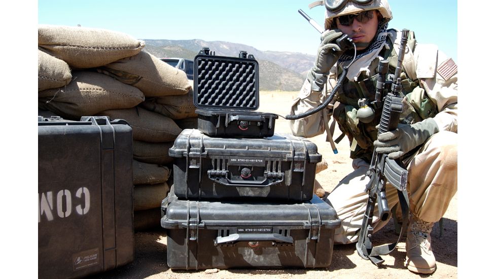 Pelican 1610 Waterproof 25x20x12in Transport Case, Black w/Wheels, Foam