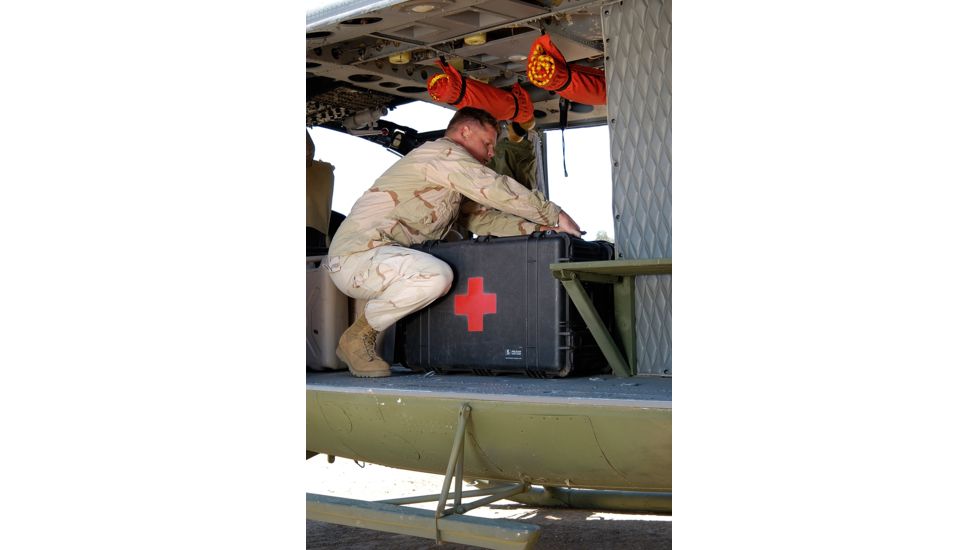 Pelican 1650 Large Crushproof Wheeled Dry Case, 30.75x20.5x11.6in, Black, w/Foam, 1650-020-110