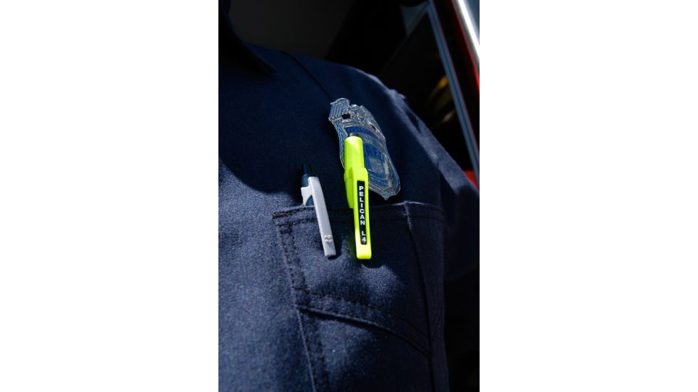 Pelican 1830 L4 LED 8 Lumens Flashlight w/AAA Batteries, Yellow, Carded
