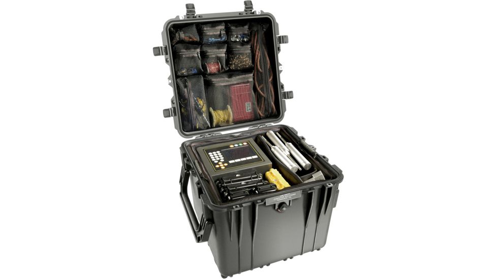 Pelican 340 Watertight Protector 18in Cube Case w/ Wheels, Foam - Black