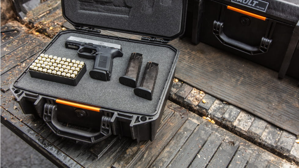 Pelican V200 Vault Medium Pistol Case