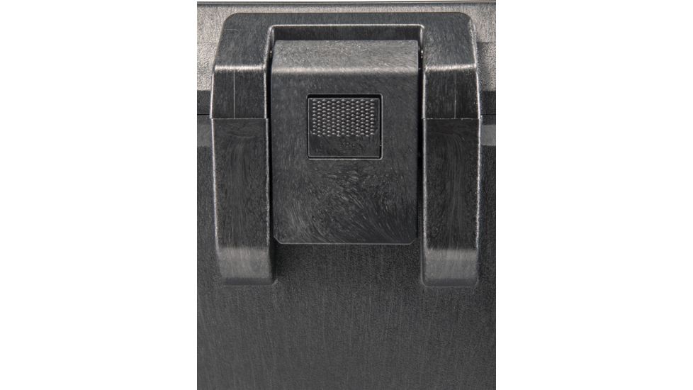 Pelican VAULT V600 Case, Large Equipment, 21x17x9.5 inch Internal, 24.55x20.59x10.16 inch External Dimension, Black, VCV600-0000-BLK