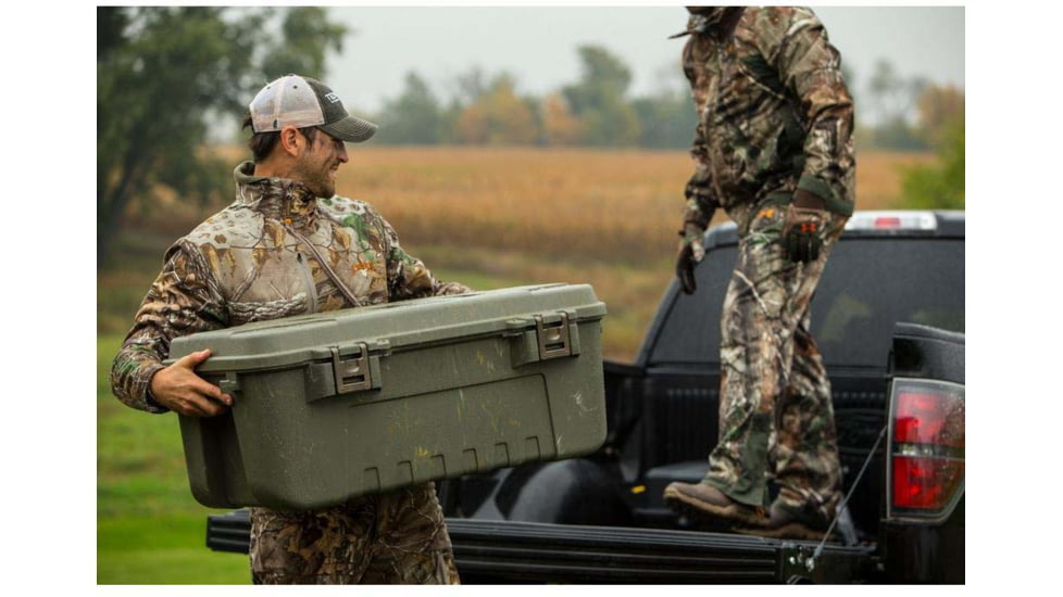 Plano Sportsman's Large Trunk, 108 Quart, Black, P000059