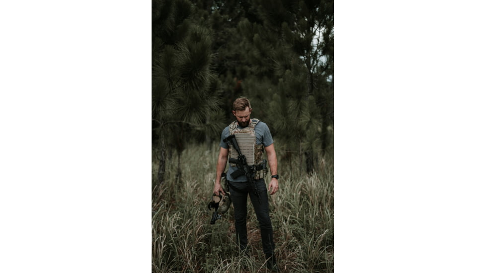 Premier Body Armor Core Mission Plate Carrier, Universal Fit, MultiCam Arid, 10x12 inch, CMPC-MCA-DLR