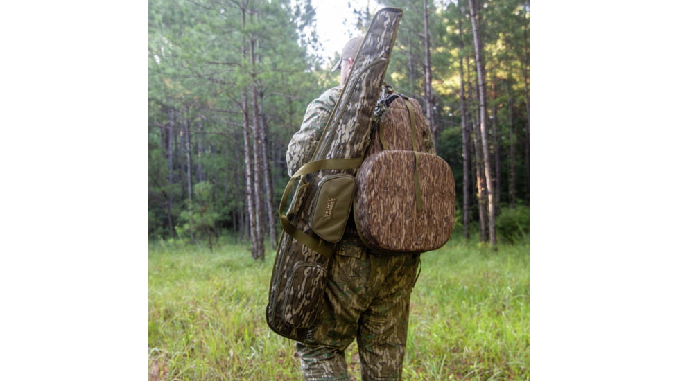 Primos Hunting Shotgun Case, 52in, Hang Tag, Mossy Oak Bottomland, 65636