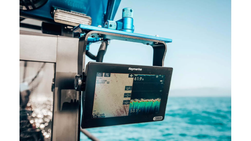 Raymarine AXIOM+ 7, Multifunction 7in Display, E70634