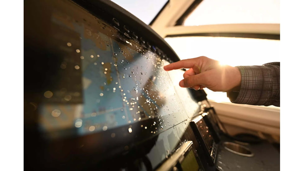 Raymarine AXIOM+ 9 RV Chartplotter, Multifunction 9in Display w/ RealVision 3D and 600W Sonar, E70637