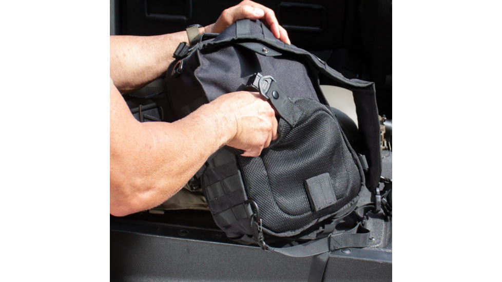 Red Rock Outdoor Gear Renegade Sling Pack, Black, 80132BLK