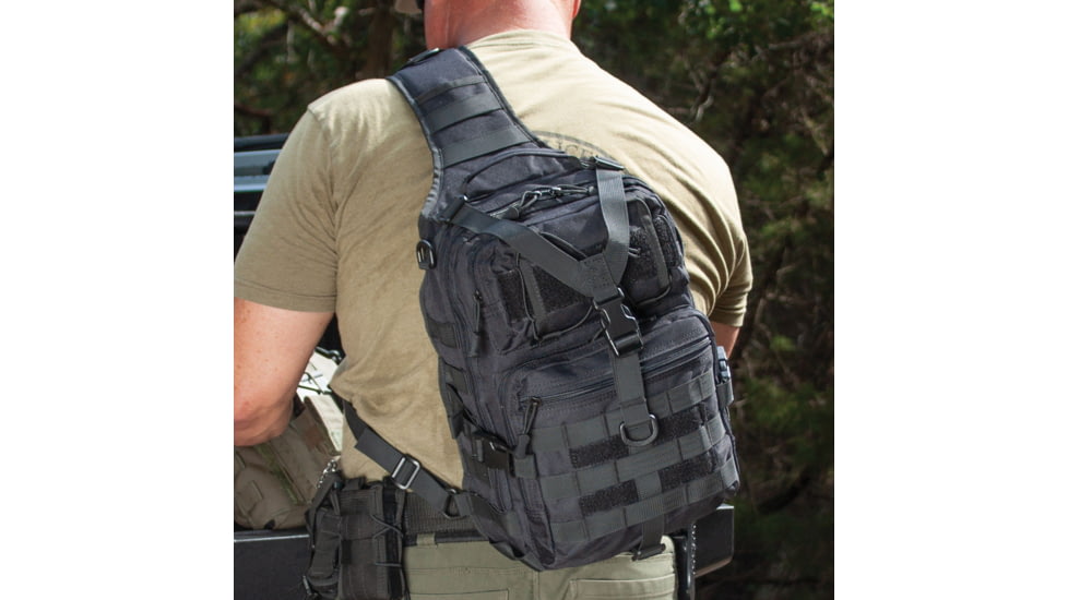 Red Rock Outdoor Gear Renegade Sling Pack, Black, 80132BLK