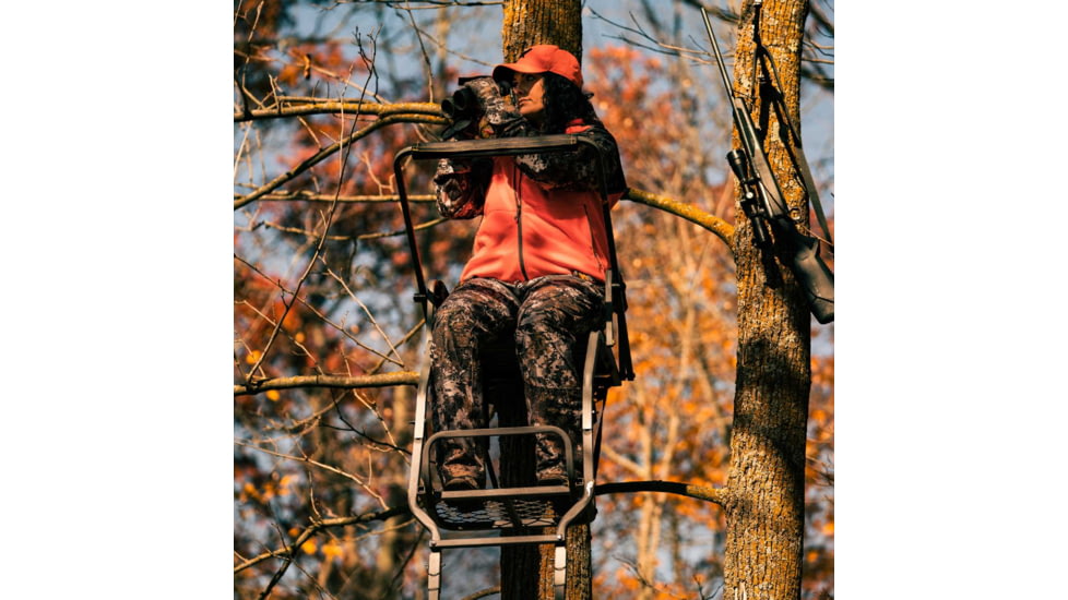 Rivers Edge Treestands Deluxe Ladder Stand, Black RE647