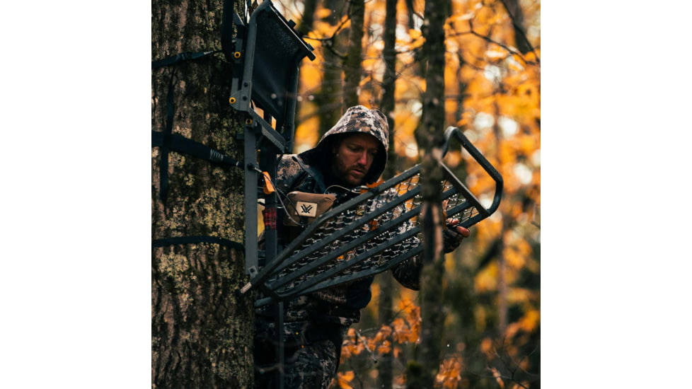 Rivers Edge Treestands 15ft Climbing Stick, Black RE724