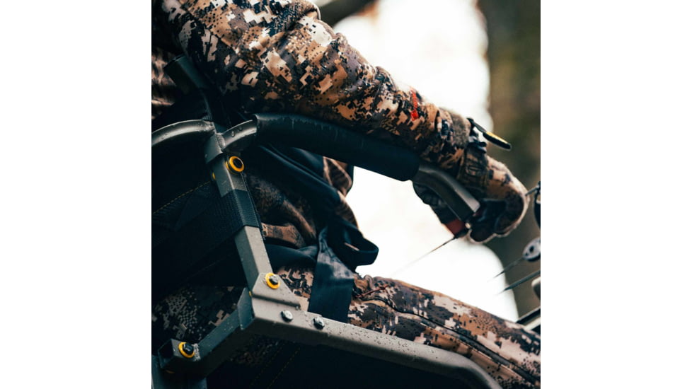 Rivers Edge Treestands 15ft Climbing Stick, Black RE724