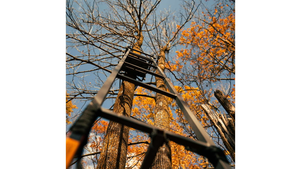 Rivers Edge Treestands XT Classic 1-Man Ladder Stand, Black, Medium, RE660