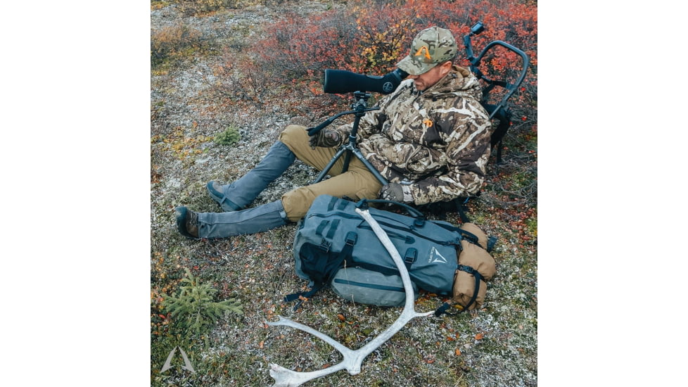 Rokman Waterproof Pinnacle 2500 Pack w/Core-Flex Harness, Black, 90005