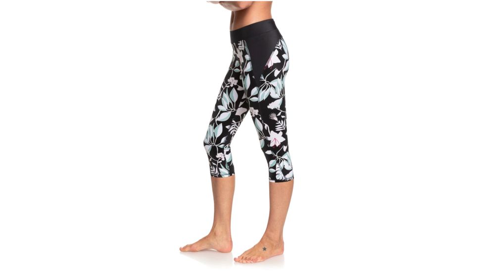 Roxy Take Me To The Beach Capri Sports Leggings - Women's, True Black Story Of, Small, ERJWP03029-XKKW-S