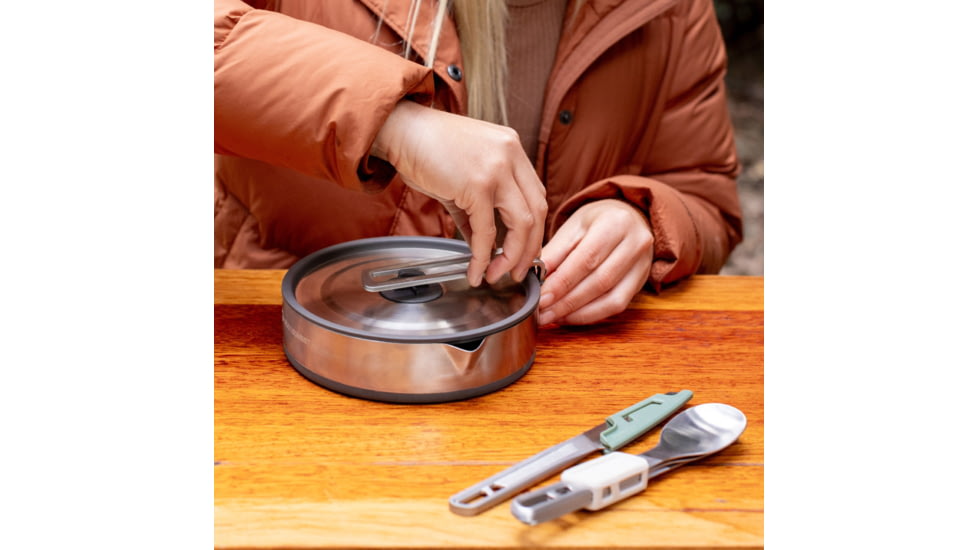Sea to Summit Detour Stainless Steel Collapsible Pouring Pot, Beluga Black, A1211