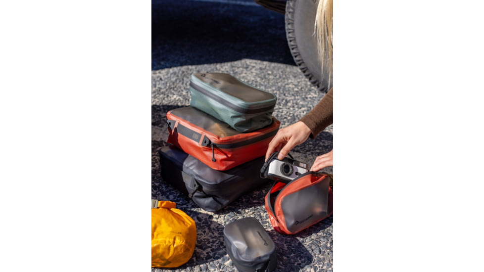 Sea to Summit Hydraulic Large Packing Cube, 7 Liters, Picante Red, Large, A4274-20