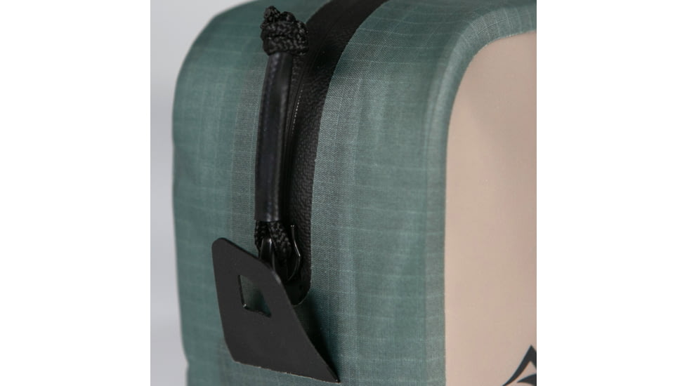 Sea to Summit Hydraulic Small Packing Cube, 1.5 Liters, Laurel Green, Small, A4272-44