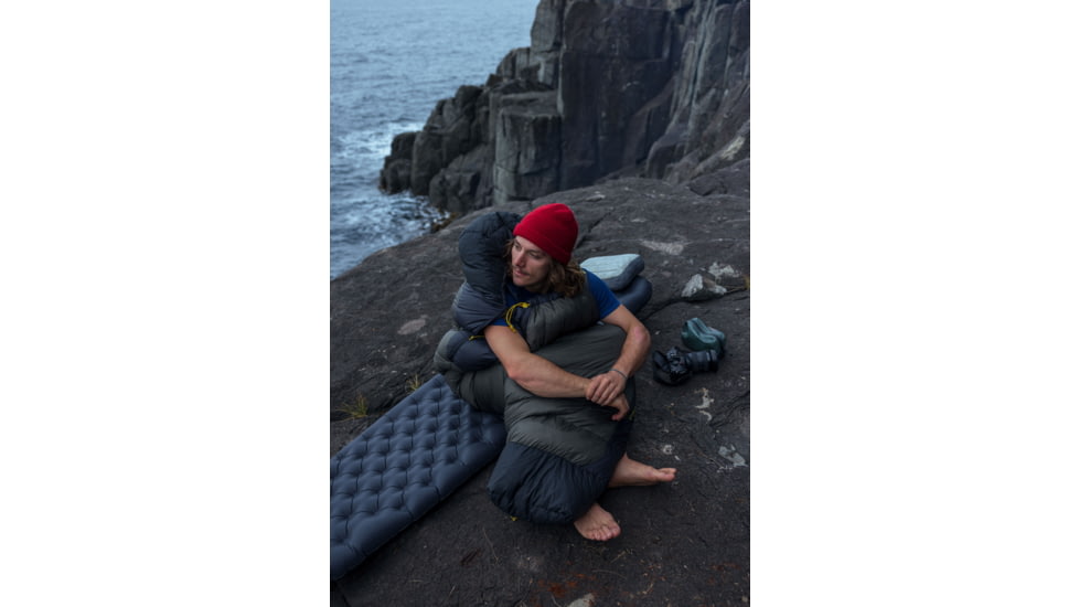 Sea to Summit Spark Pro Down 15F/-9C Sleeping Bag, Regular, Beluga Black, Regular, S2161