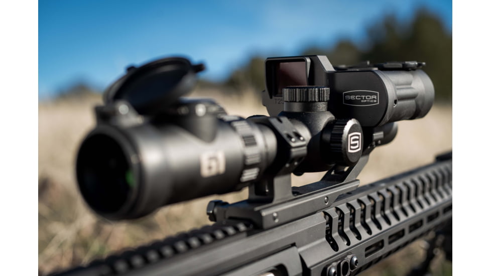 Sector Optics G1 Rifle Scope, 1-8x24mm, 30mm Tube, Second Focal Plane, Illuminated Reticle w/ Internal Display, Black, SO-G1-01