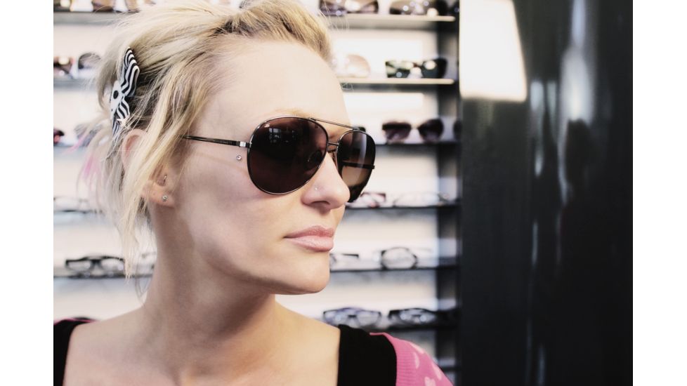 Serengeti Aviator Sunglasses, Large - Black Frame, Drivers Gradient Lens 5222