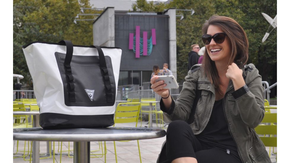 Shed, Seattle Sports Wedge Tote/Blz