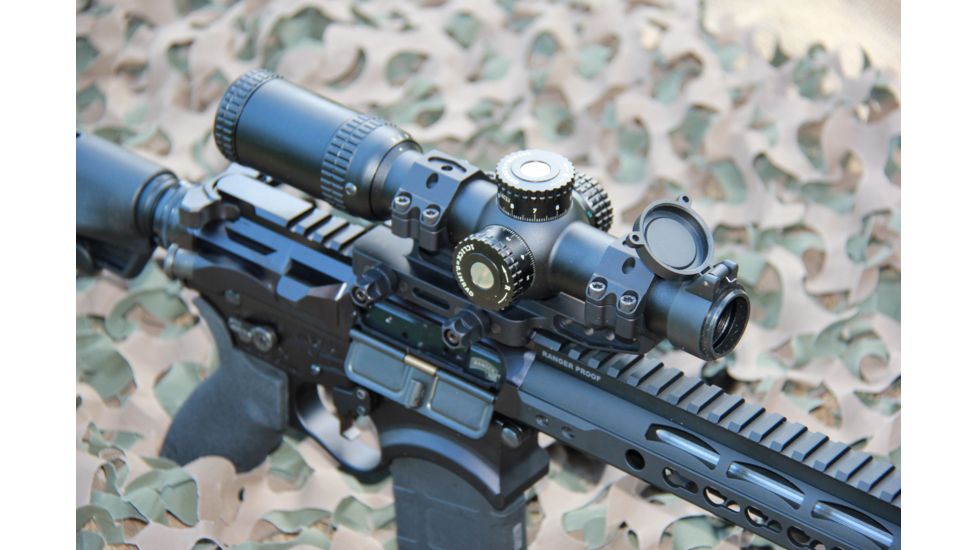 Shepherd Scopes Series 1-8x24 R-MIL, Black Anodized, RS0011