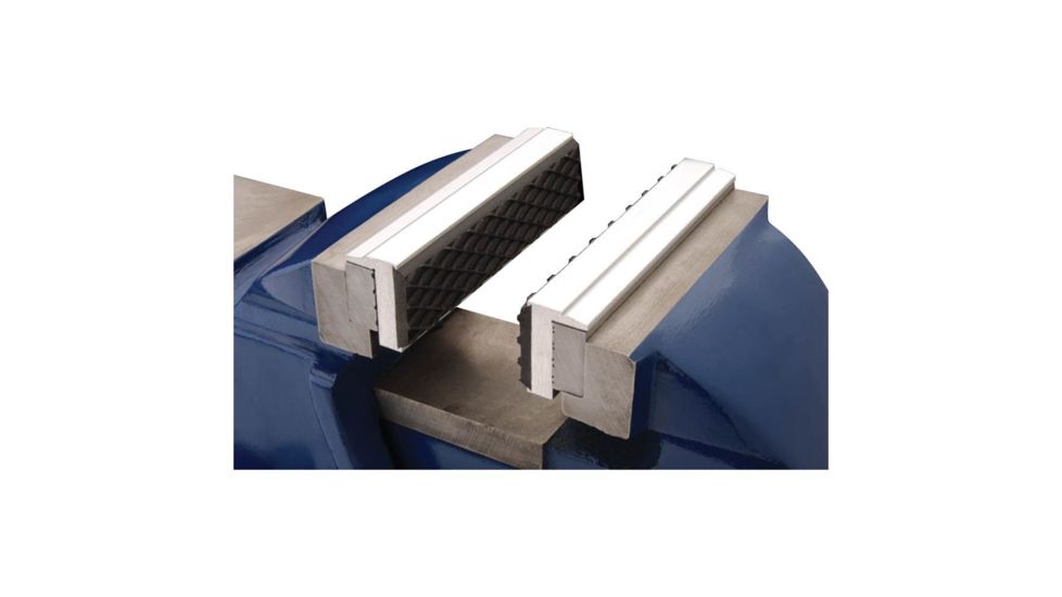 Shop Fox 3-1/2in Magnetic Jaws Pair D3229