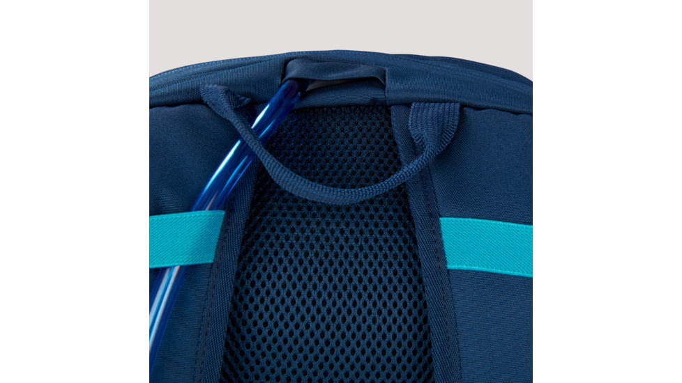 Sierra Designs Yuba Pass 25L Daypack, Blue, 80713521-BLU