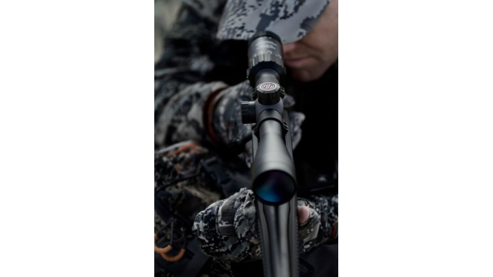 SIG SAUER Whiskey3 3-9x40mm 1in Tube Hunting Rifle Scope w/HellFire TriPlex Reticle, Illum, Graphite SOW33008