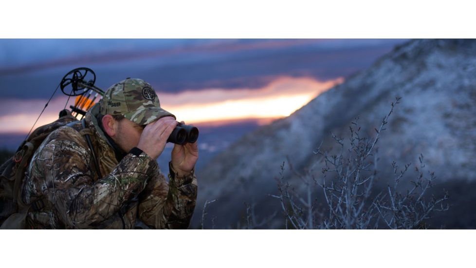 SIG SAUER Zulu5 10x42 Roof Prism Binocular w/HD Glass, Graphite SOZ51001