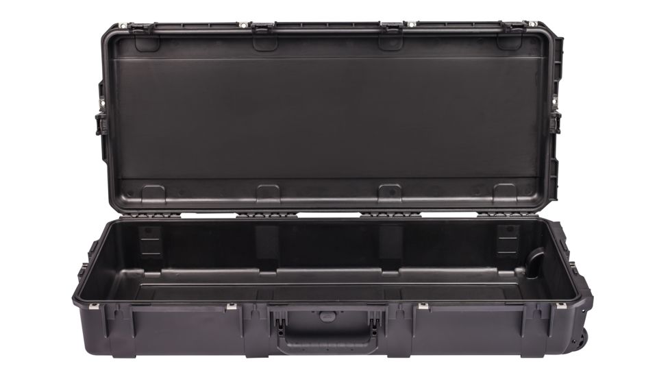 SKB Cases Injection Molded 42.5inx17inx7.5in Case w/Wheels, Black, 3I-4217-7B-E