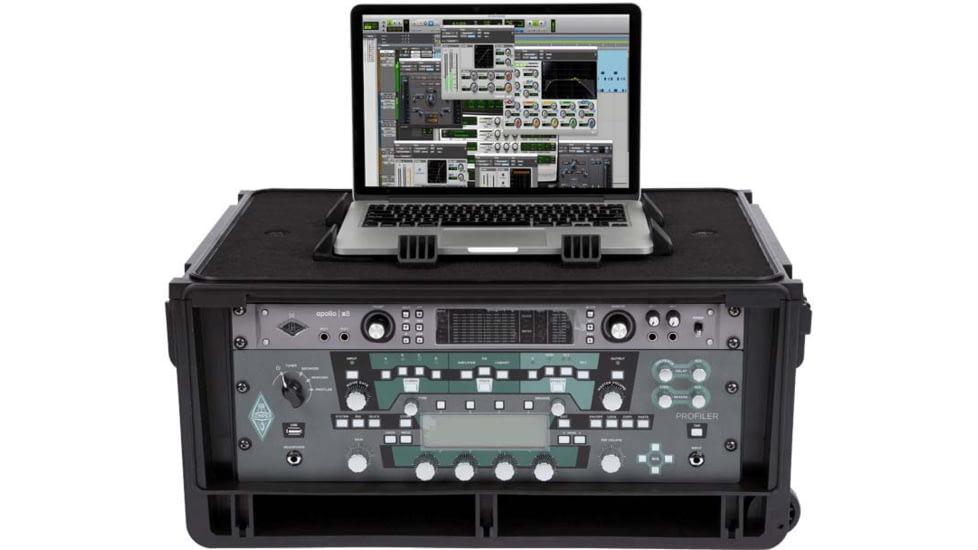 SKB Cases Injecton Molded Laptop/4U Rack Wth Wheels And Pull Handle, 1SKB-ISF4U