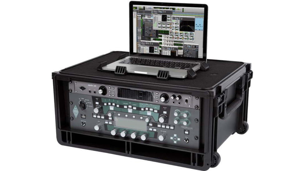 SKB Cases Injecton Molded Laptop/4U Rack Wth Wheels And Pull Handle, 1SKB-ISF4U