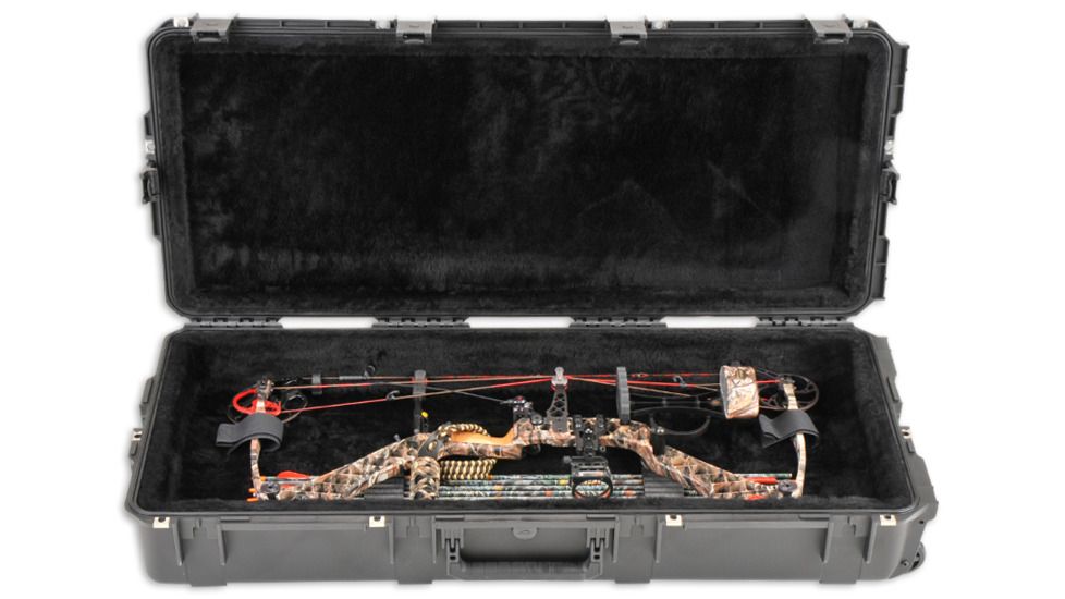 SKB Cases iSeries Parallel Limb Bow Case w/ Foam and Wheels, Black 3i-4217-PL