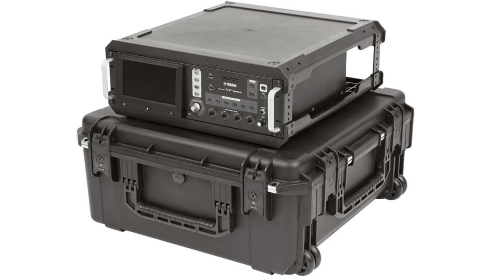 SKB Cases Seres Case Wth Removeable 3U Injecton Molded 20in Rack Cage, Tsa Lockng Latches, Wheels, 3I-2424M103U