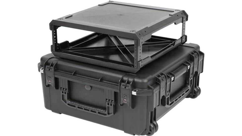 SKB Cases Seres Case Wth Removeable 3U Injecton Molded 20in Rack Cage, Tsa Lockng Latches, Wheels, 3I-2424M103U